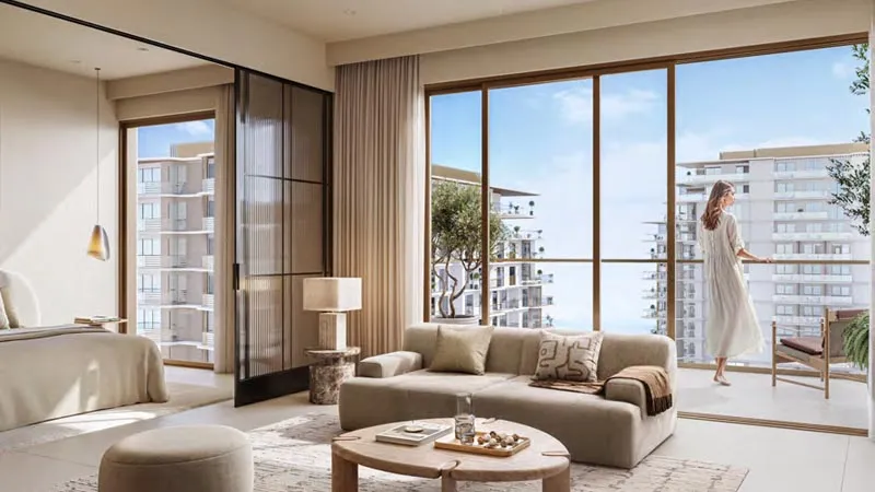 Lunara at The Strand Gallery 2